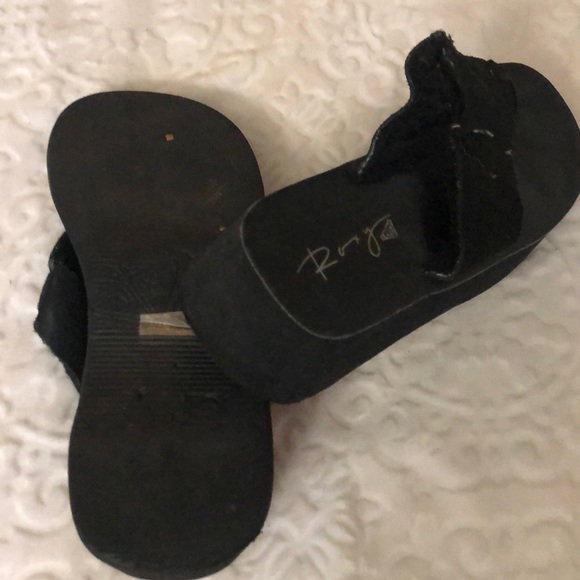 Roxy wedge  flip flops - Picture 2 of 2